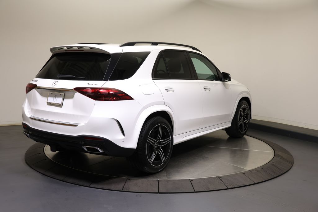 Thumbnail: 2026 Mercedes-Benz GLE - 7