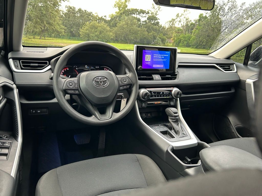 Thumbnail: 2025 Toyota RAV4 - 12