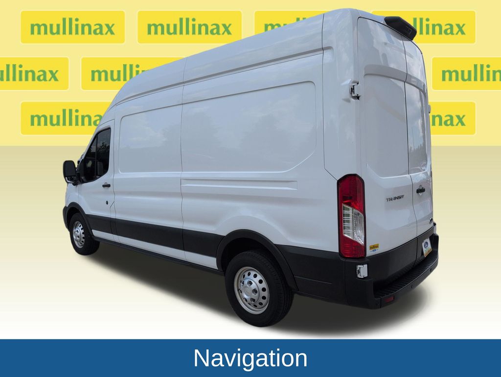 Used 2023 White Ford Base image 7
