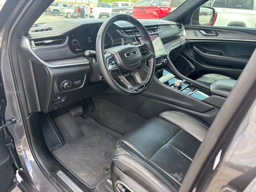 Used Car 2022 Jeep Grand Cherokee L  Overland For Sale Under $35,000 In Austin, Texas