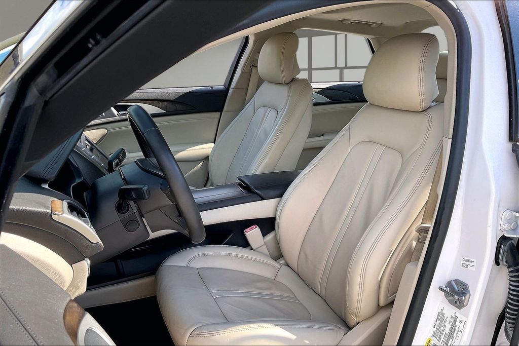 Used 2019 Lincoln MKZ Hybrid Sedan