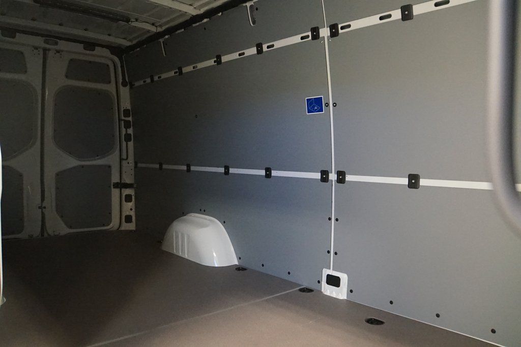 Sprinter Cargo Van 2500 High Roof w/170-Inch Wheelbase