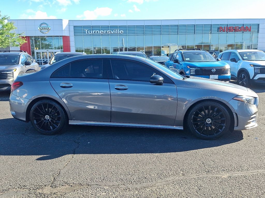 Thumbnail: 2019 Mercedes-Benz A-Class - 7