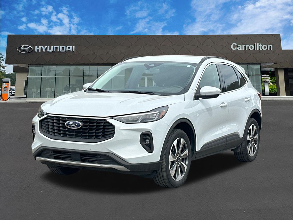 Silver 2025 Ford Escape Platinum AWD SUV / Crossover All-Wheel Drive 8-Speed Automatic