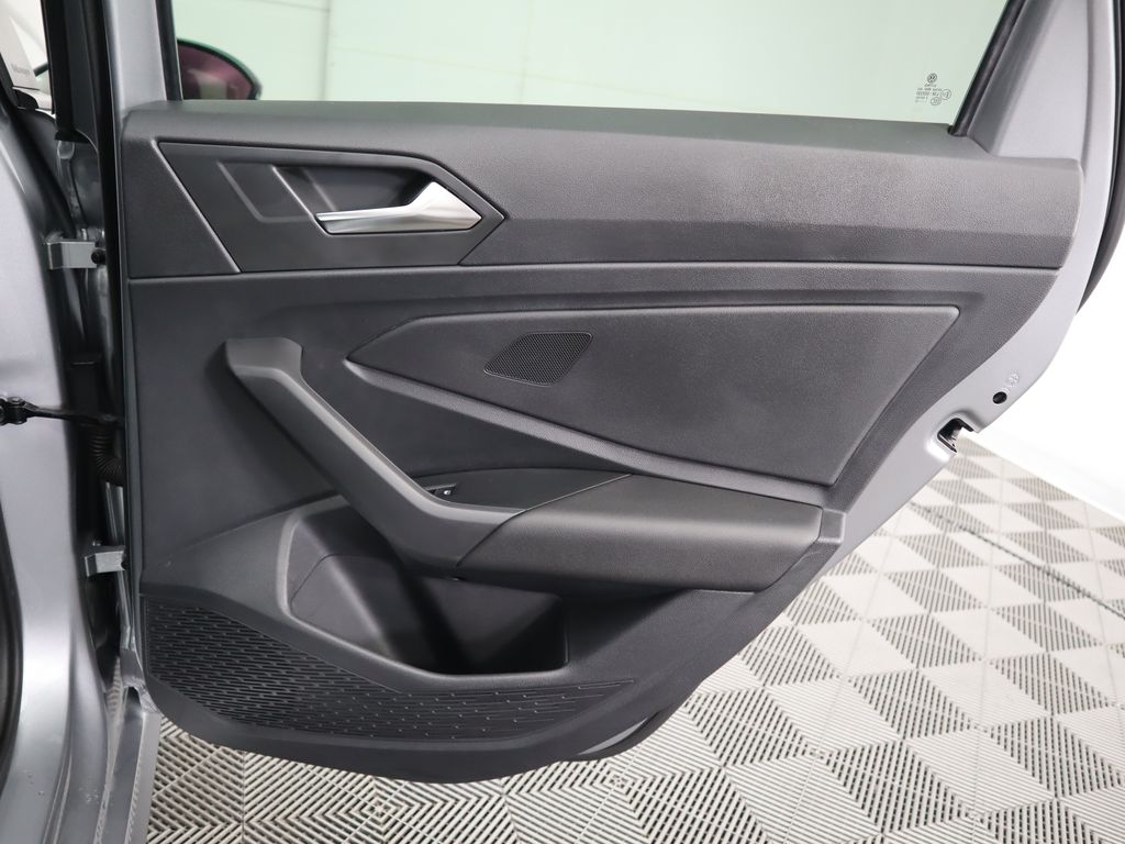 Thumbnail: 2021 Volkswagen Jetta - 27