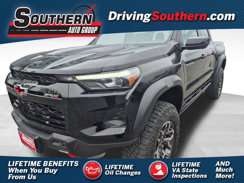 Black 2024 Chevrolet Colorado Pickup Truck Four-Wheel Drive 8-Speed Automatic