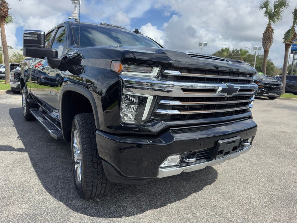 2022 Chevrolet Silverado 3500HD High Country 10