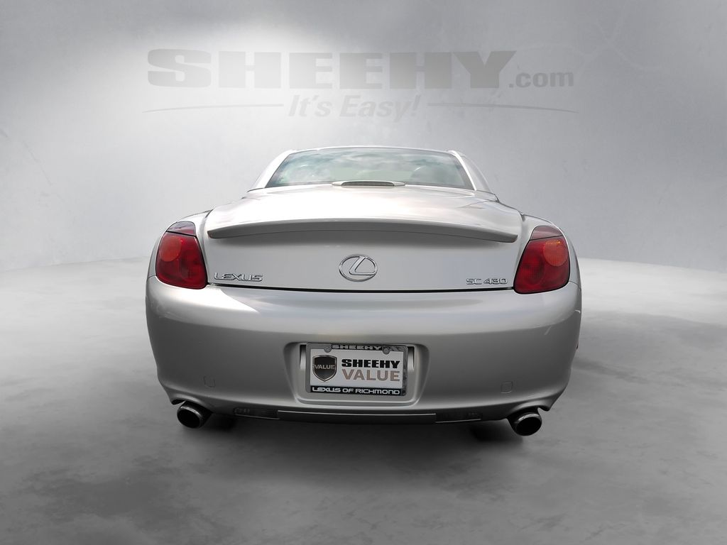 Used 2005 Silver Lexus 430 image 14