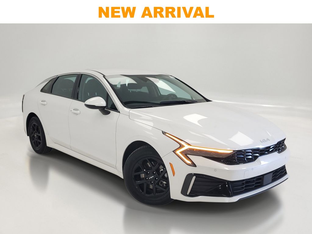2025 Kia K5 LXS FWD