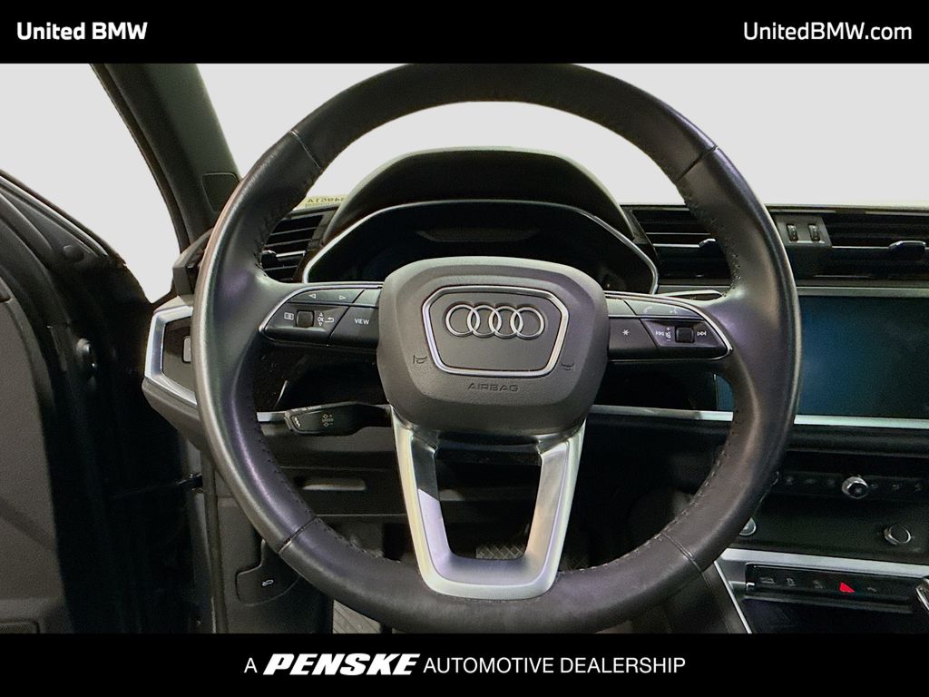 Thumbnail: 2020 Audi Q3 - 6