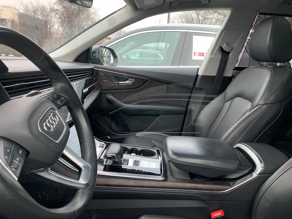 Thumbnail: 2019 Audi Q8 - 7