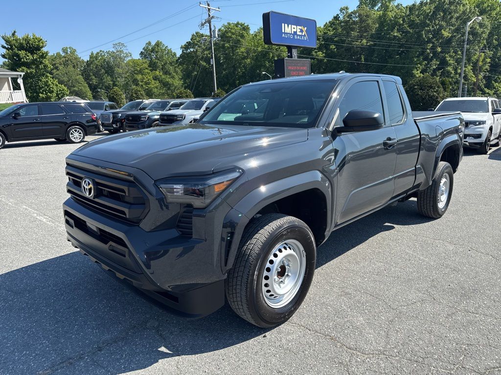2024 Toyota Tacoma SR 4x2 XtraCab's photo