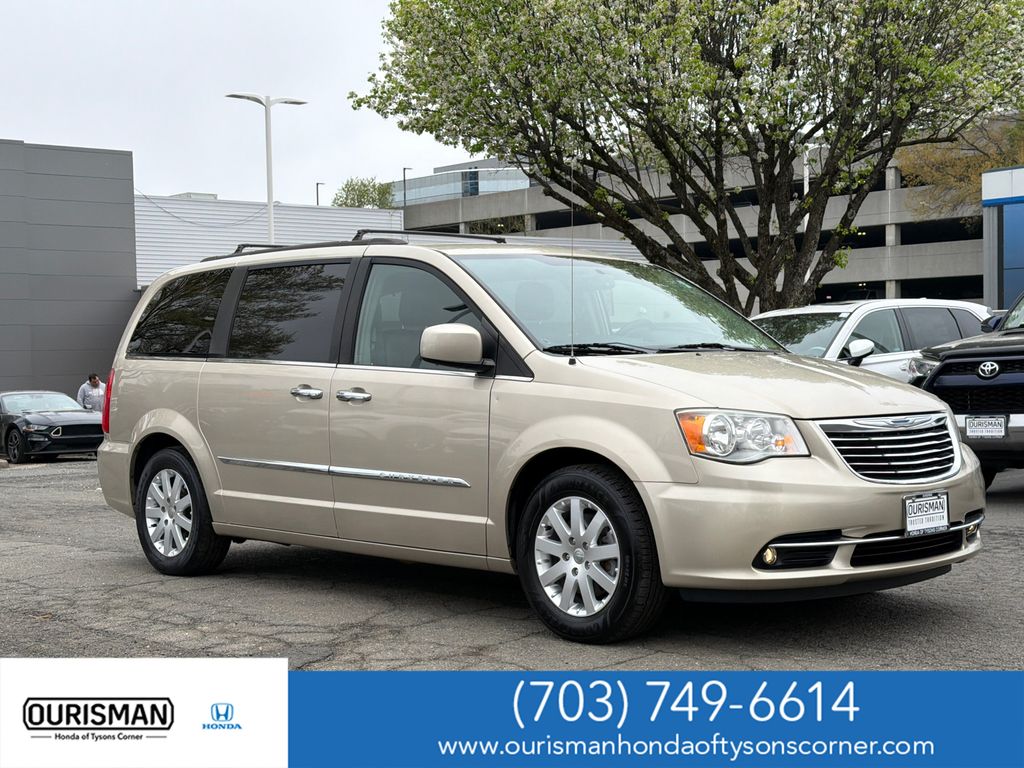 Cashmere/Sandstone Pearlcoat 2015 Chrysler Town & Country Touring FWD Minivan Front-Wheel Drive 6-Speed Automatic