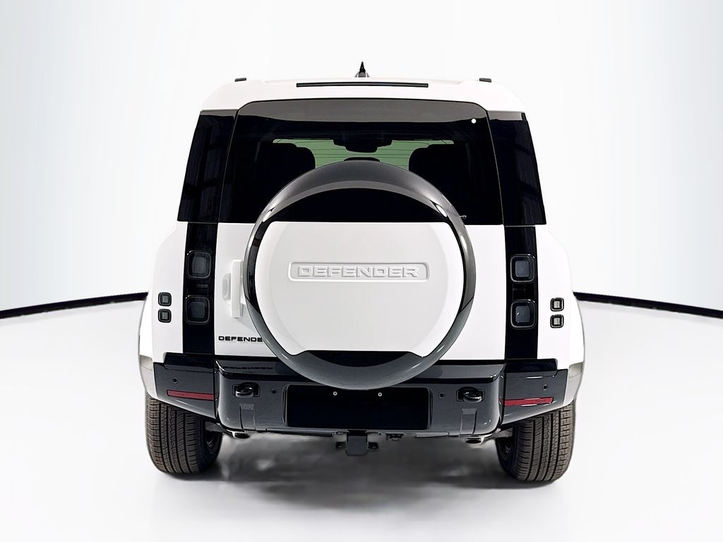 Thumbnail: 2026 Land Rover Defender - 10