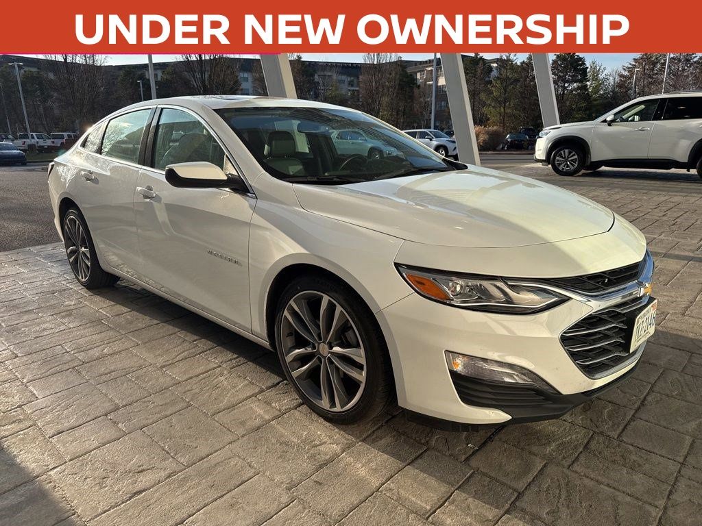 2024 Chevrolet Malibu LT with 2LT FWD