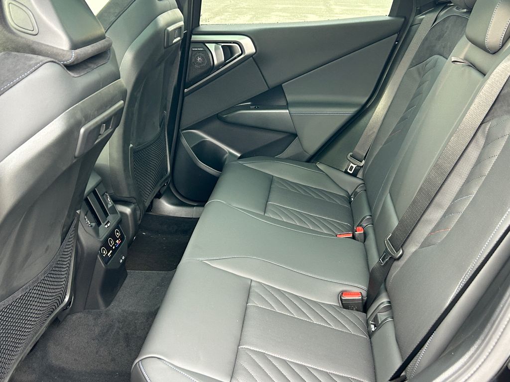 Thumbnail: 2026 BMW X3 - 31