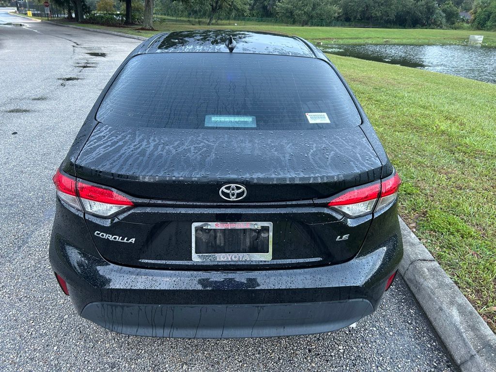 Thumbnail: 2023 Toyota Corolla - 4