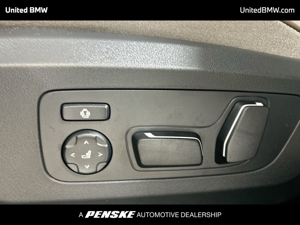 Thumbnail: 2026 BMW X3 - 12