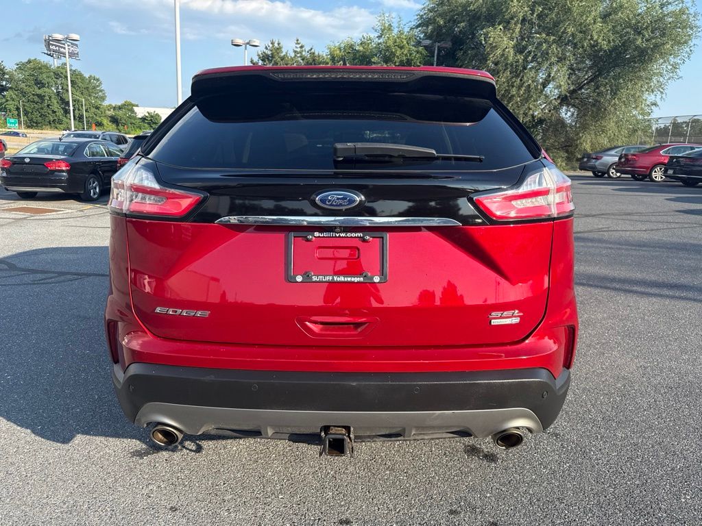 2020 Ford Edge SEL Red at Grove City Ford