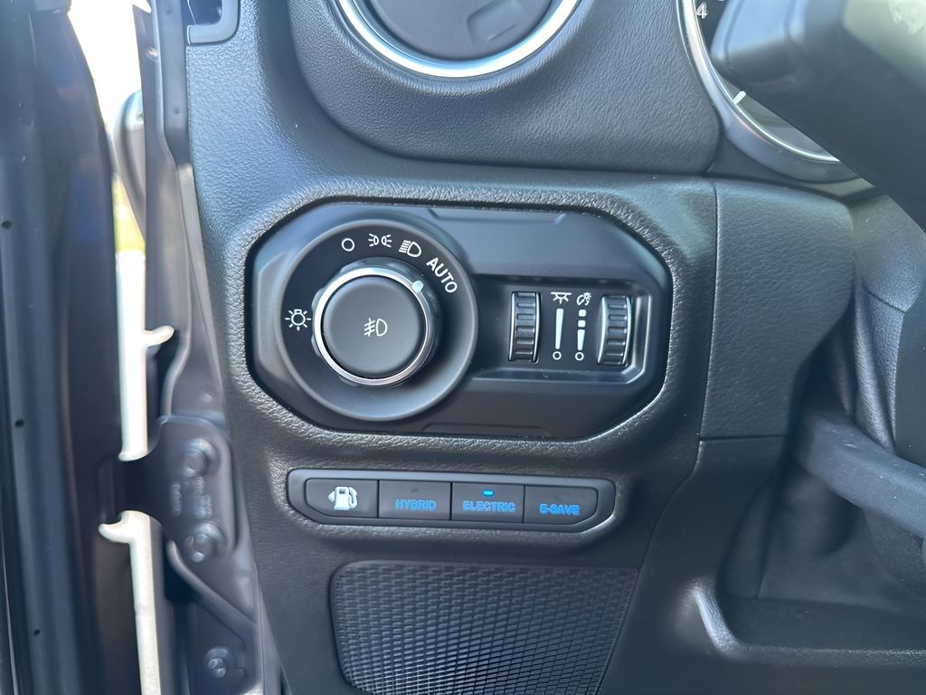 Used Car 2021 Jeep Wrangler  For Sale Under $35,000 In Austin, Texas