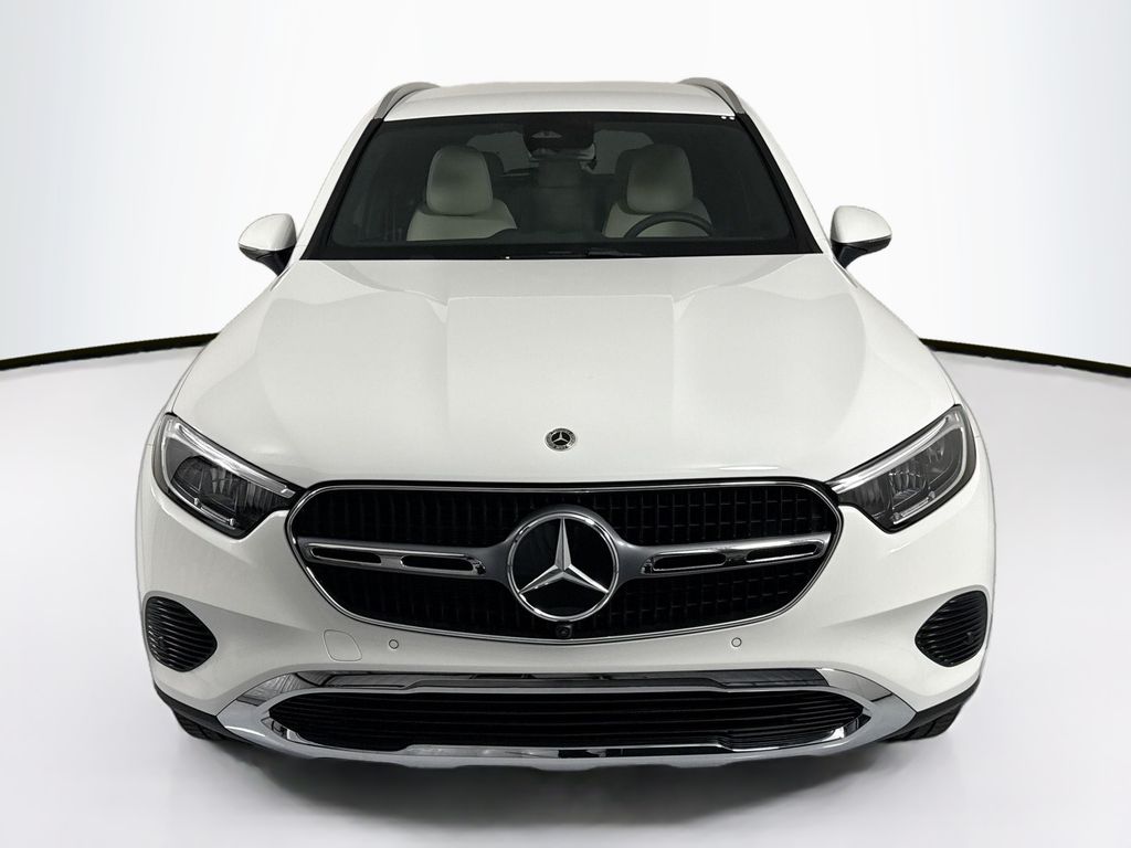Thumbnail: 2026 Mercedes-Benz GLC - 2