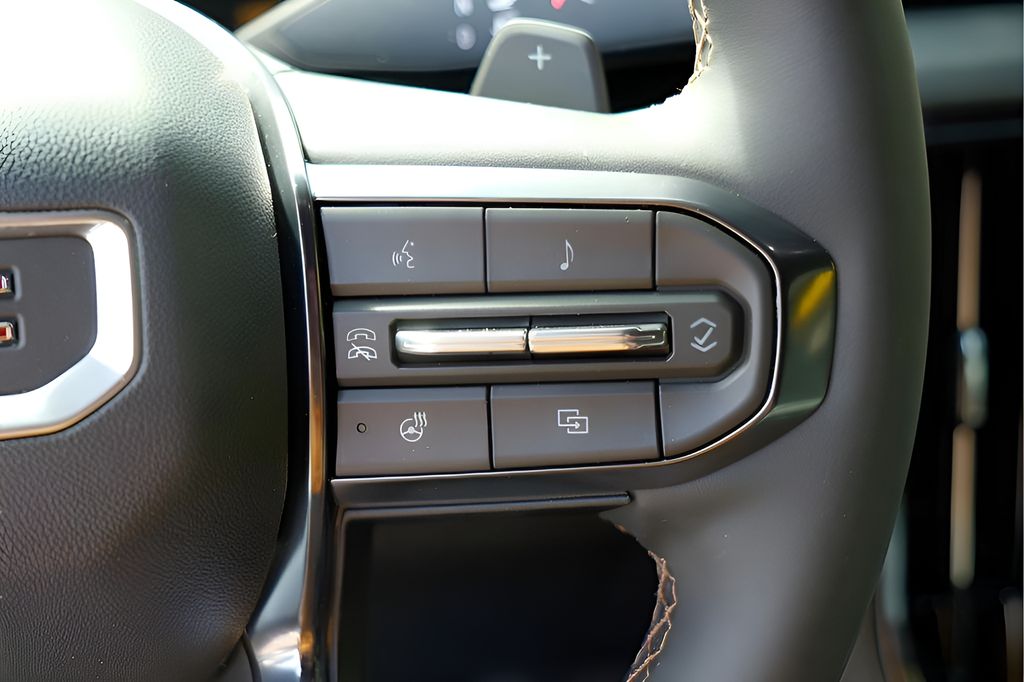 New 2026 Green GMC AT4 image 13