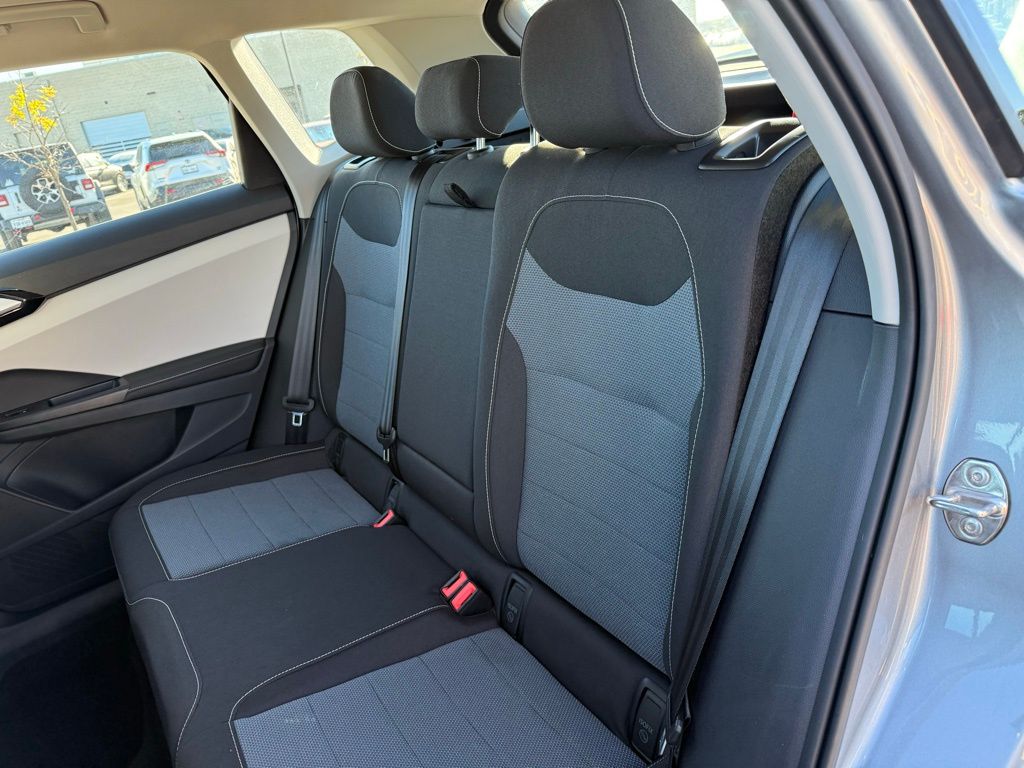 Thumbnail: 2025 Volkswagen Taos - 21