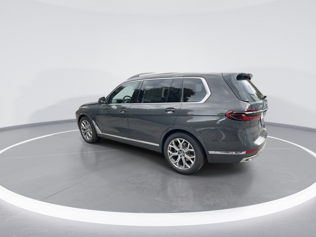 Thumbnail: 2026 BMW X7 - 6