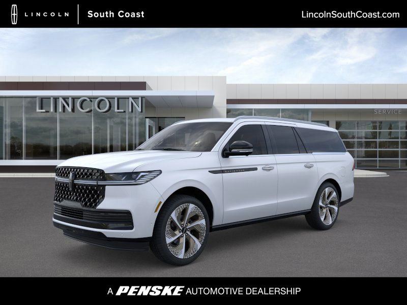 Thumbnail: 2025 Lincoln Navigator L - 1