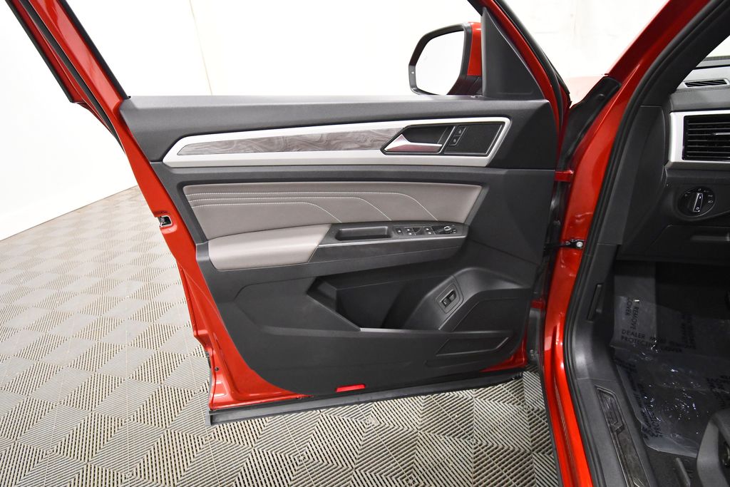 Used 2023 Volkswagen Atlas Cross Sport SUV