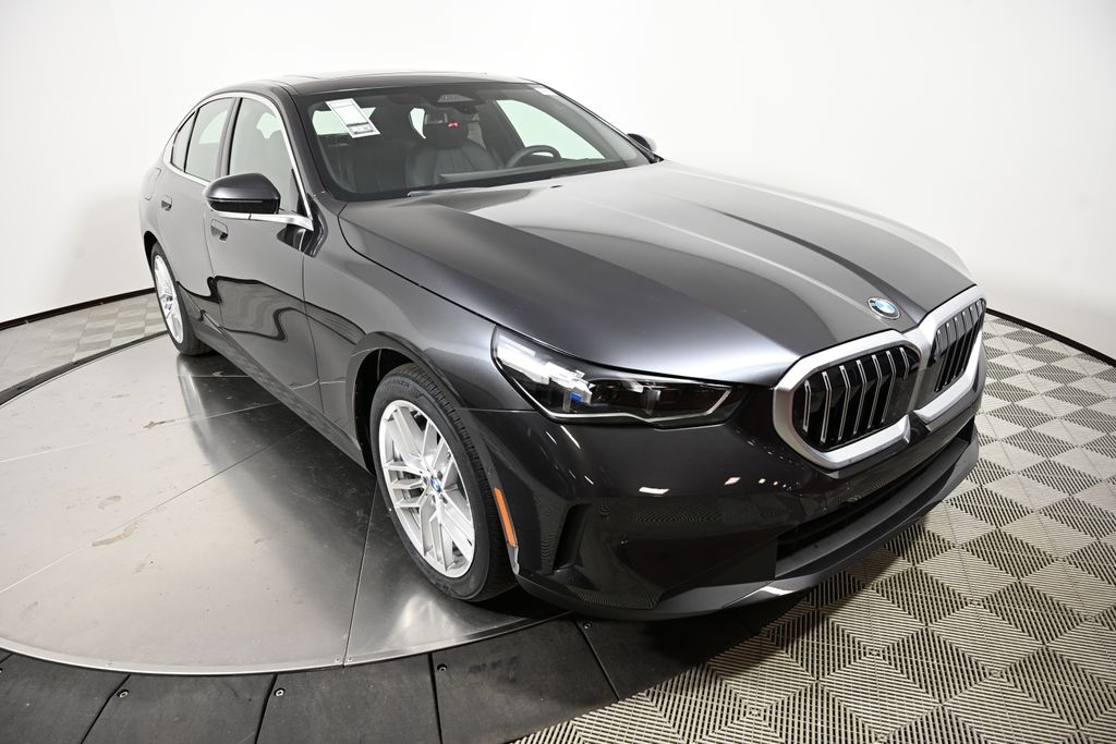 Thumbnail: 2025 BMW 5 Series - 7
