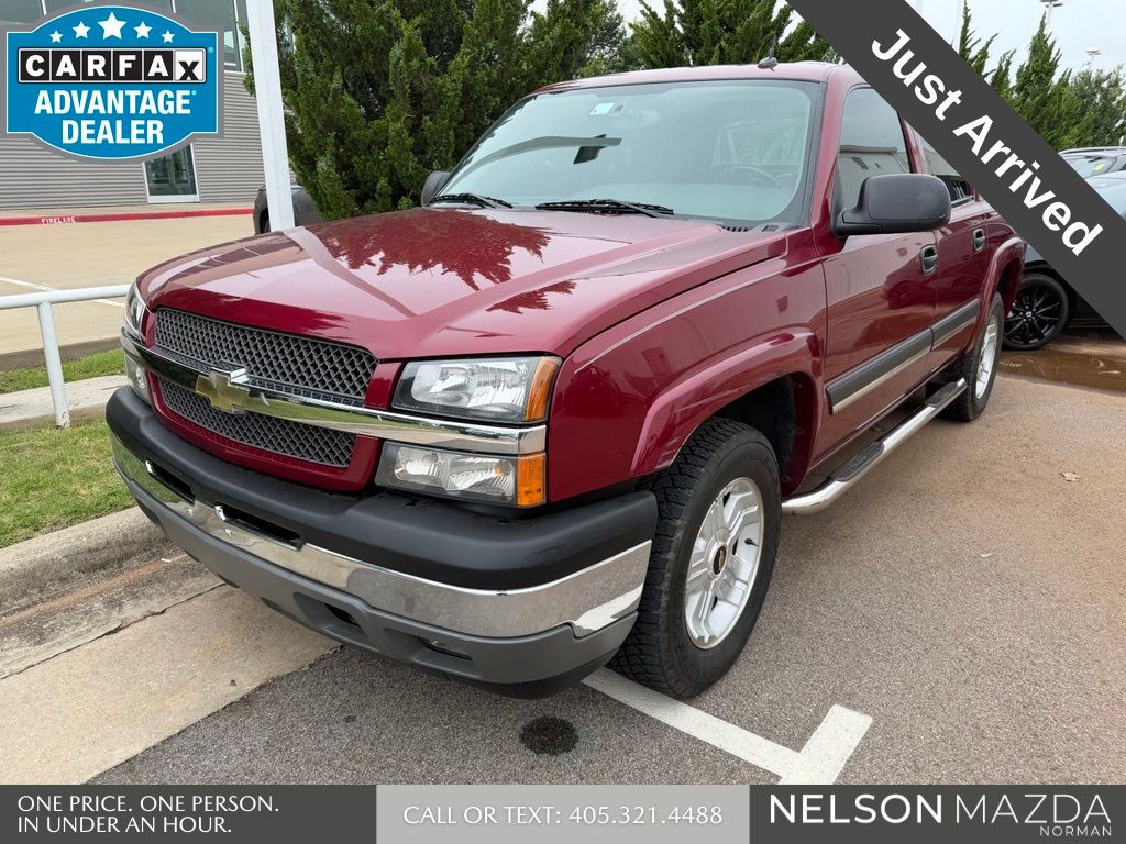 Sport Red Metallic 2005 Chevrolet Avalanche Pickup Truck Four-Wheel Drive 4-Speed Automatic Overdrive