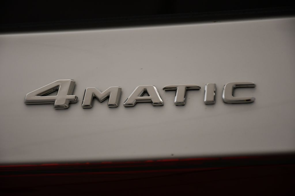 Thumbnail: 2026 Mercedes-Benz GLE - 10