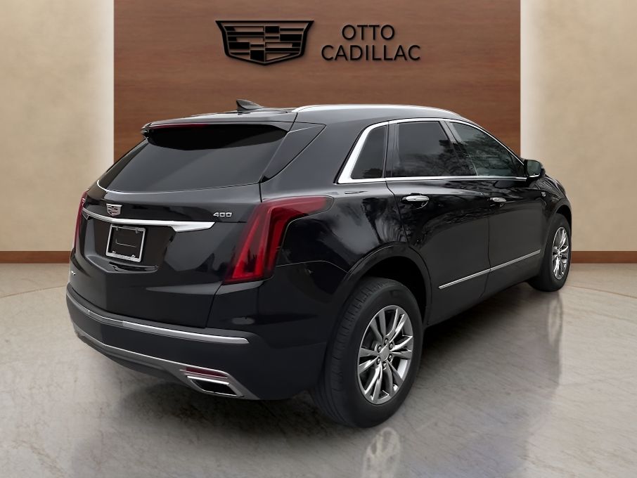 used 2021 Cadillac XT5 car, priced at $28,900
