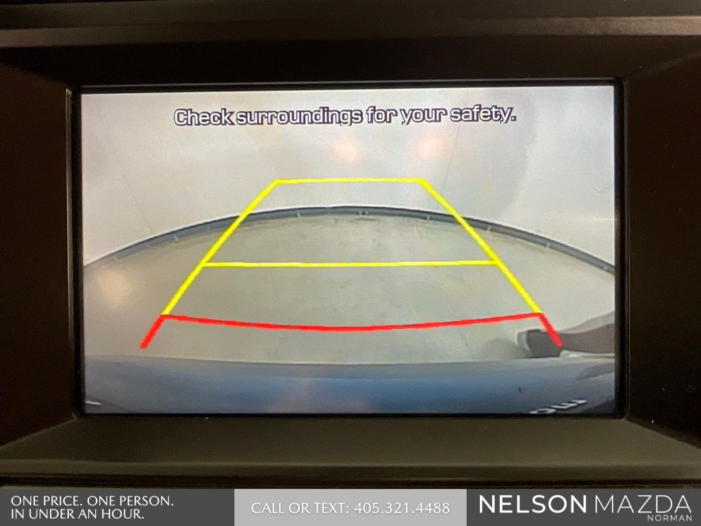 Used 2016 Blue Hyundai Base image 26