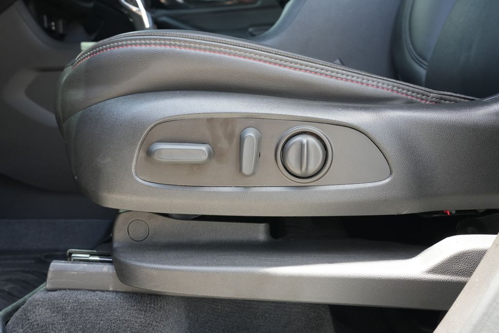 2022 Chevrolet Traverse RS Beige at Texan Dodge Chrysler Jeep Ram