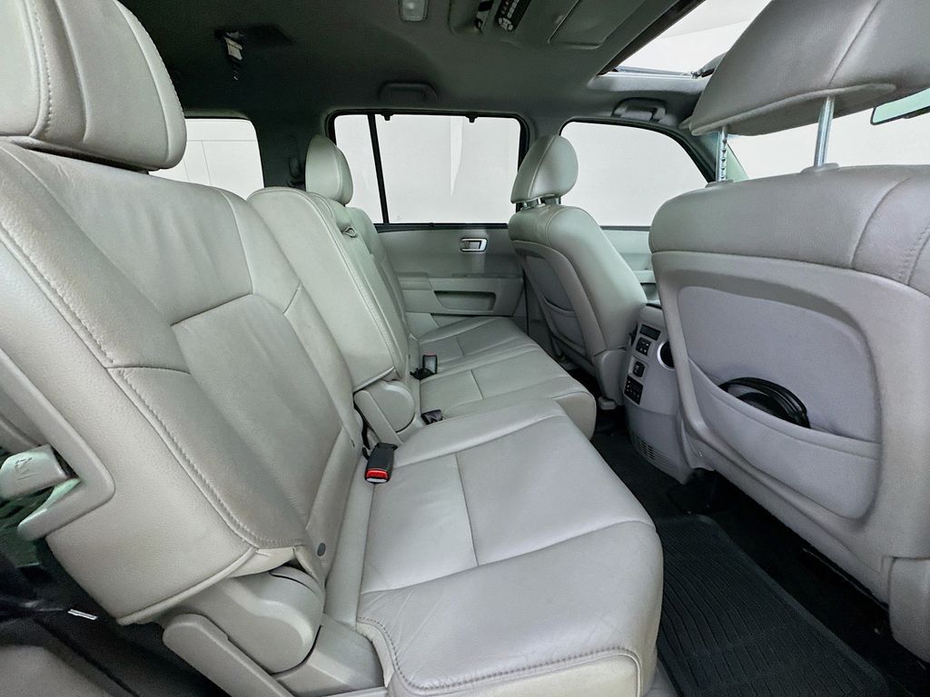 Used Car 2012 Honda Pilot  Touring For Sale Under $12,000 In Austin, Texas