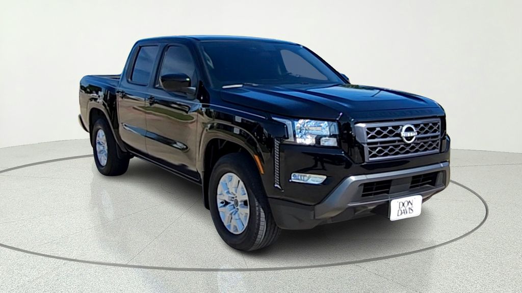 2024 Nissan Frontier SV Crew Cab 4X2 SWB's photo