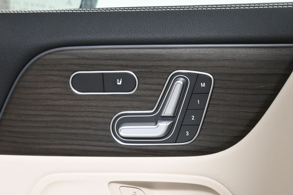 Thumbnail: 2026 Mercedes-Benz GLA - 28