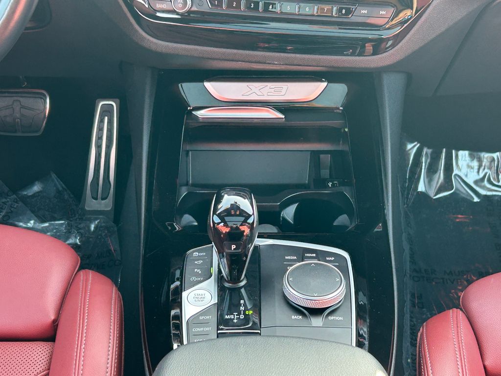 Thumbnail: 2023 BMW X3 - 26