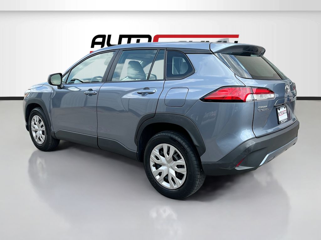 Used 2025 Blue Toyota L image 5