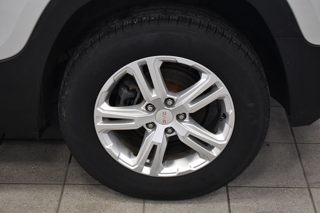 Thumbnail: 2020 GMC Terrain - 12