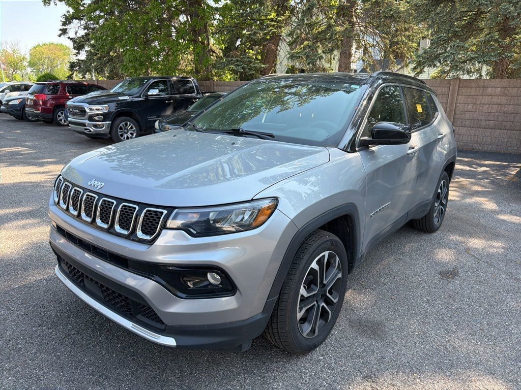 2023 Jeep Compass Limited 4X4's photo