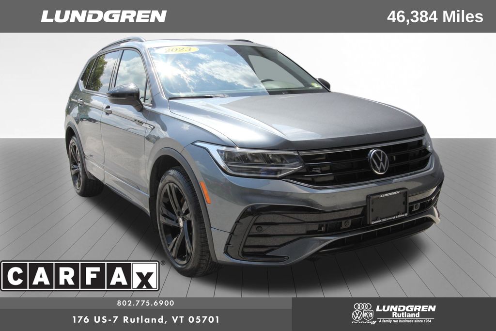 2023 Volkswagen Tiguan SE R-LINE BLACK