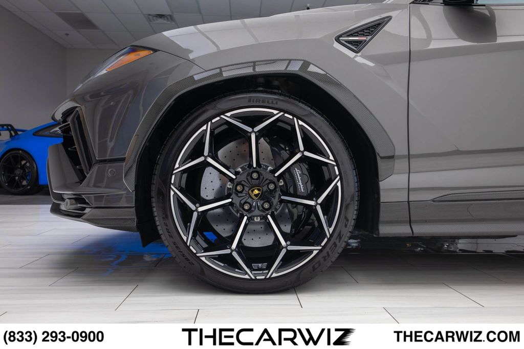 2023 Lamborghini Urus