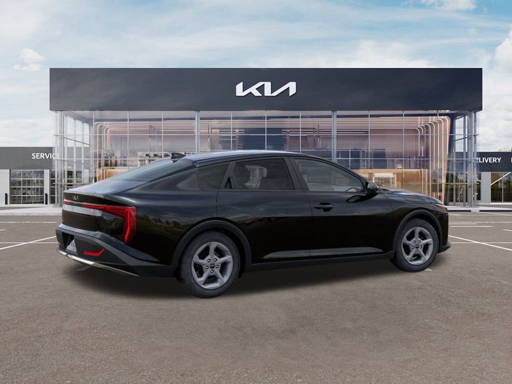 New 2025 Aurora Black Pearl Kia LXS image 6
