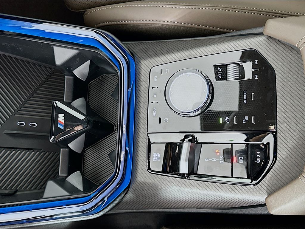 Thumbnail: 2026 BMW X3 - 15