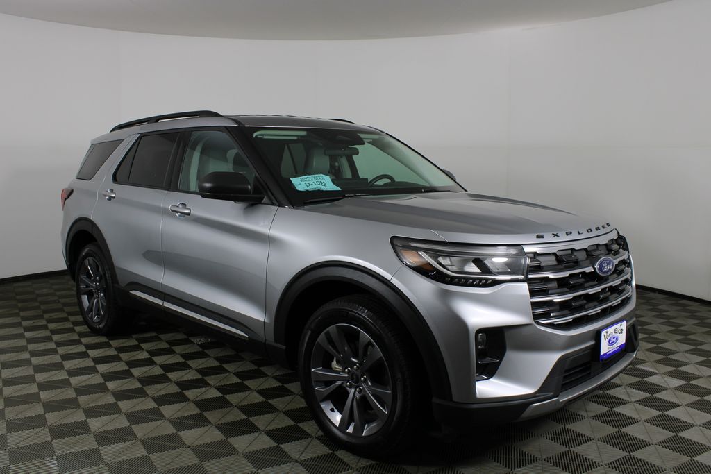 Iconic Silver Metallic 2025 Ford Explorer SUV / Crossover All-Wheel Drive Automatic