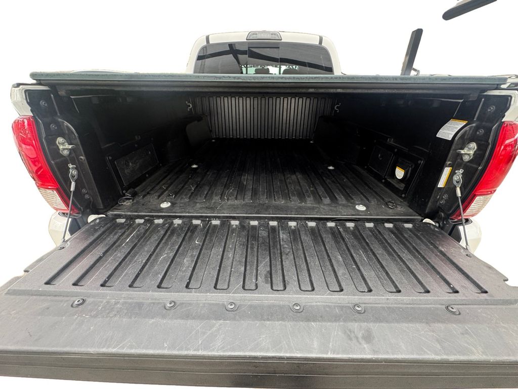 Used Car 2017 Toyota Tacoma  Sr5 For Sale Under $30,000 In Round Rock, Texas