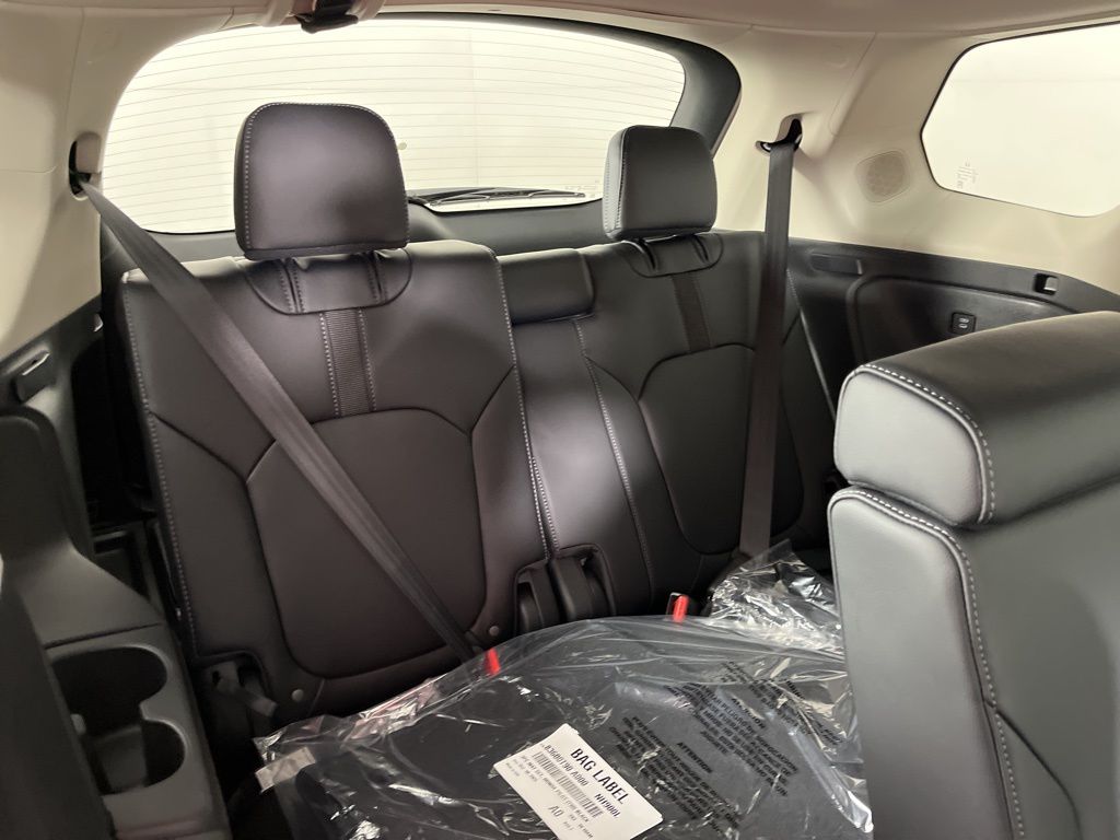 Thumbnail: 2025 Honda Pilot - 14